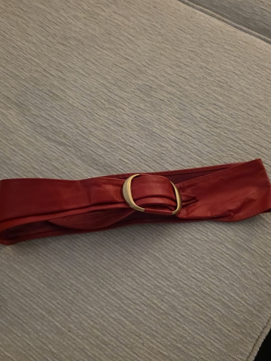 Source Unknown Accessories - Women's Vintage 1980's Red Leather Waist Belt with Gold Buckle